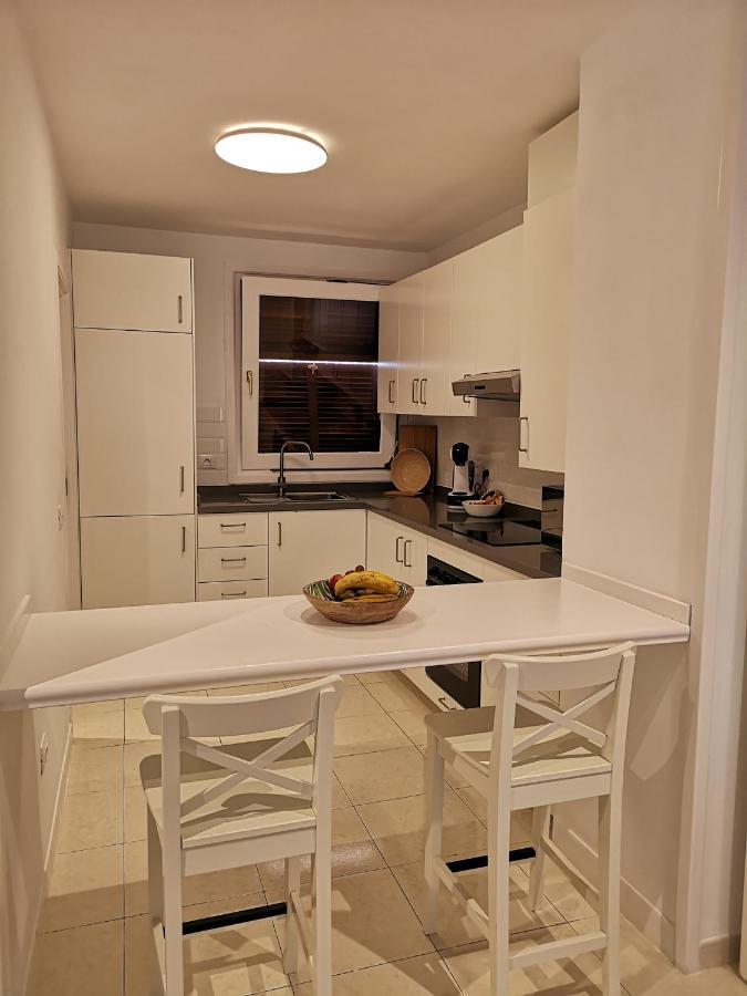 Caribe Luxury By El Medano Apartment Exterior photo