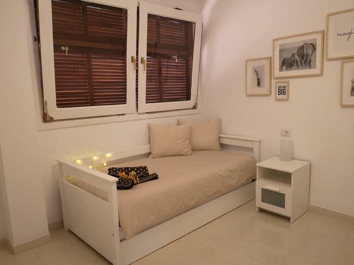 Caribe Luxury By El Medano Apartment Exterior photo
